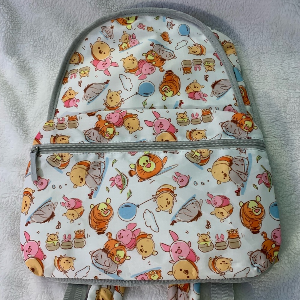 Disney store Winnie the Pooh tusm tsum backpack